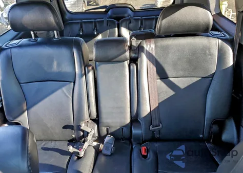 2013 Toyota Highlander Base z USA, uszkodzony, nr VIN 5TDBK3EHXDS238847